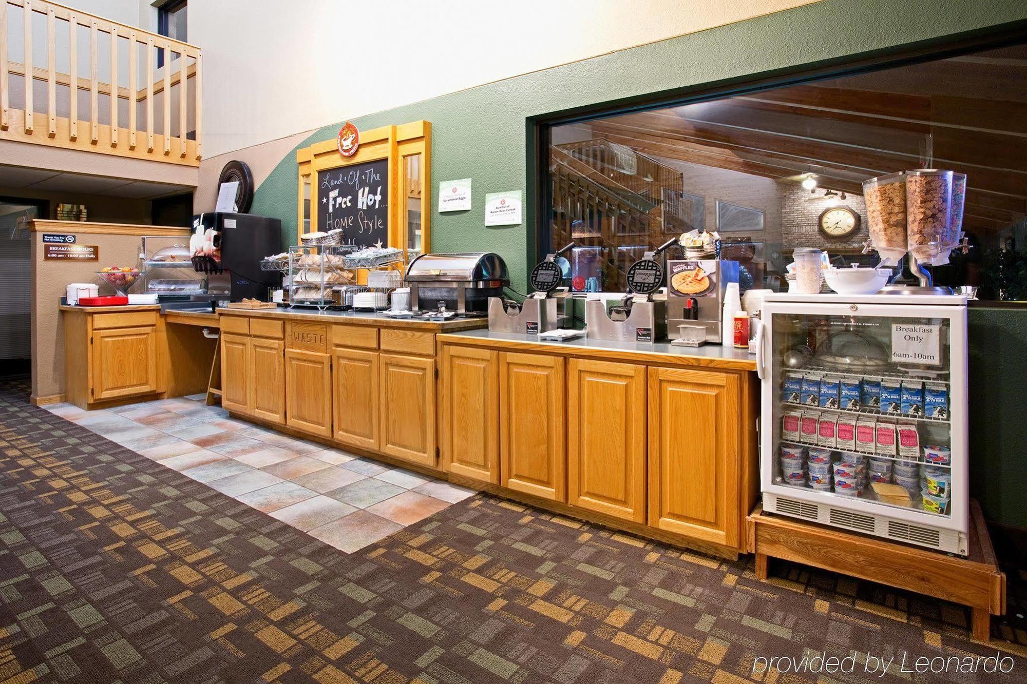 Cobblestone Hotel & Suites - Wisconsin Rapids Eksteriør bilde